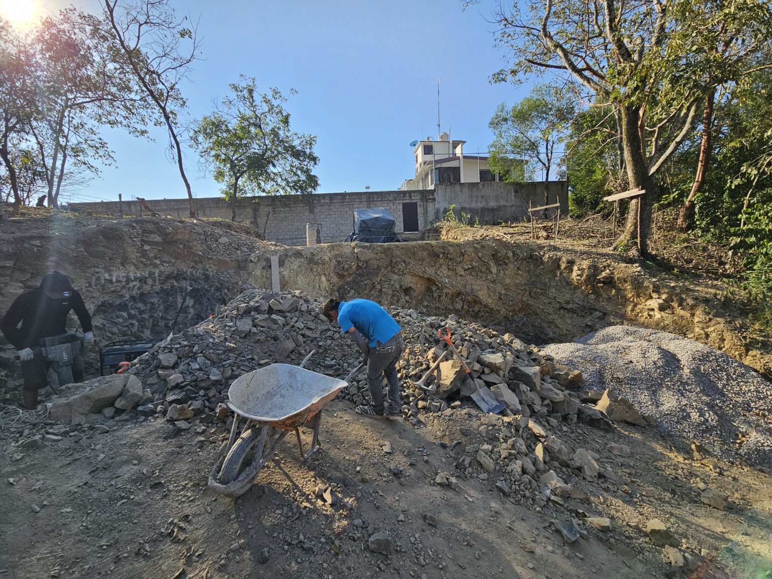 Excavación y preparación para la cimentación