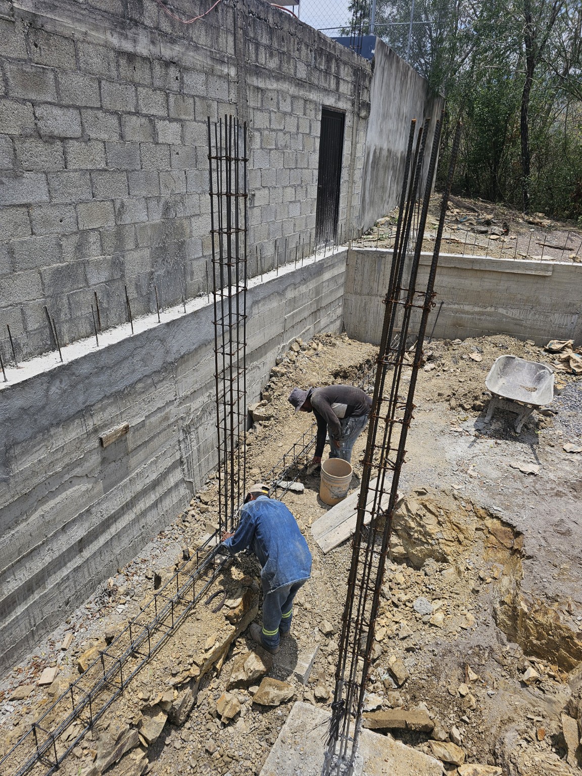 Avance de estructura en planta baja