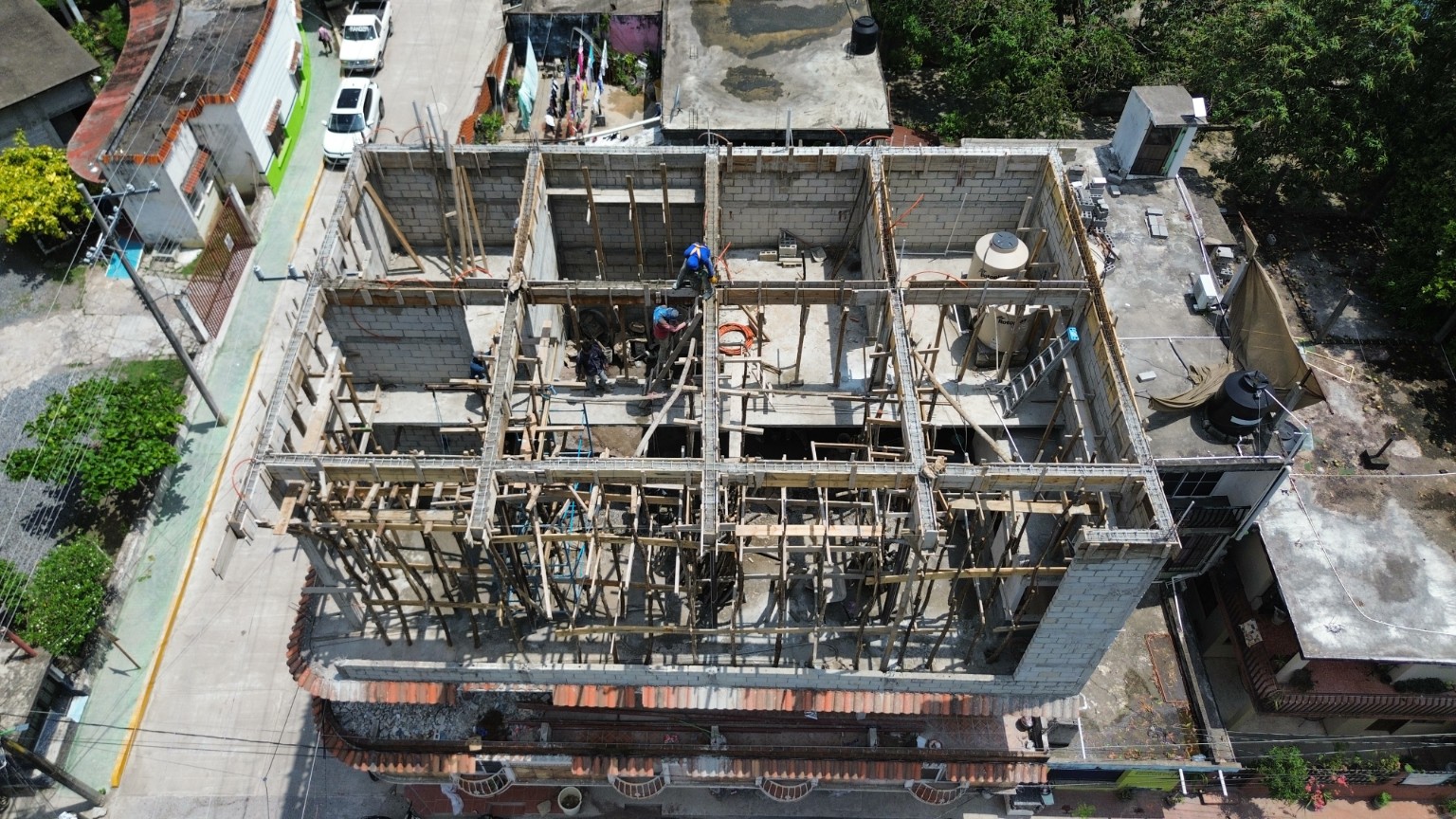 Avance estructural visto desde el exterior
